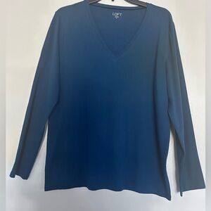 LOFT OITLET | Women's Blue V-Neck Top